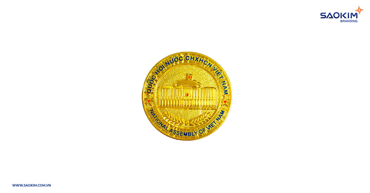 Quà tặng nhân viên: Huy hiệu ve áo