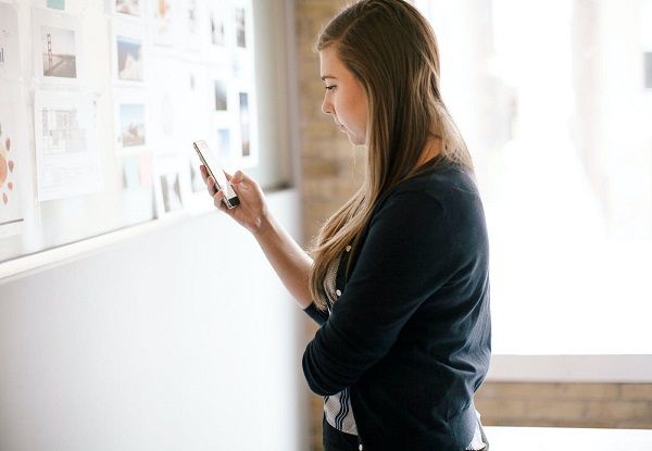 Xây dựng bản sắc thương hiệu kỹ thuật số